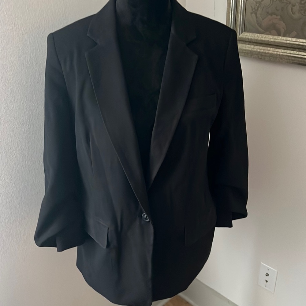 MiCHAEL Michael Kors Sz 6 Black single button front cinched sleeves blazer